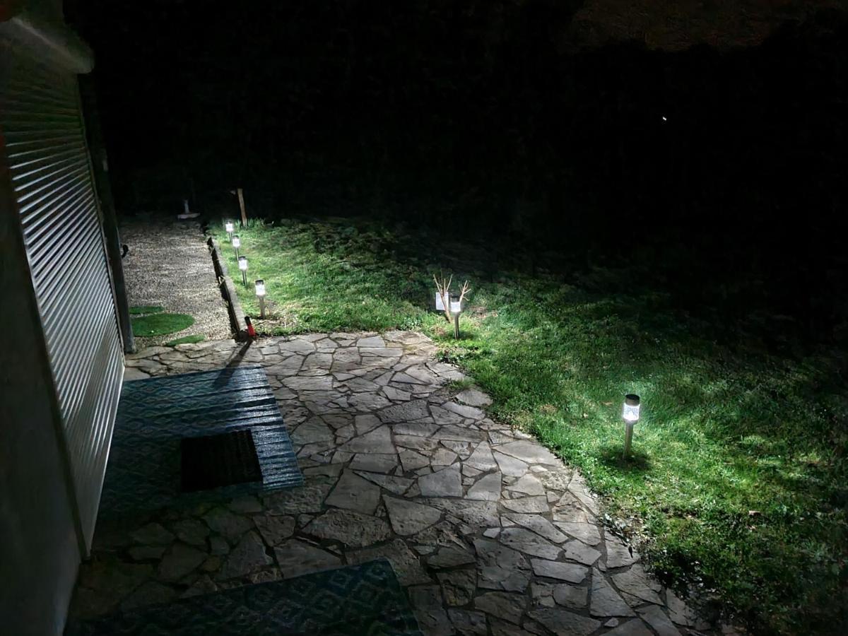 La Perle De Frayssinet-Le-Gelat - Chambre D'Hotes - B&B Zewnętrze zdjęcie